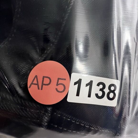 Levis 550 Jeans Mens Black Relaxed Fit Straight Leg Denim Size 38x30 - Picture 8 of 8